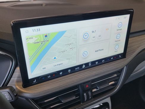 New 2024 Ford Escape SE w/ PHEV Premium Package FWD image 18