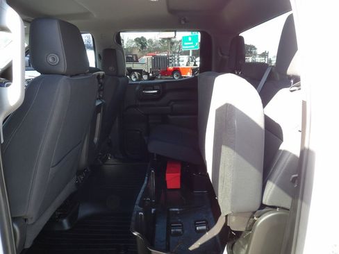 Used 2020 Chevrolet Silverado 1500 LT w/ Convenience Package image 34