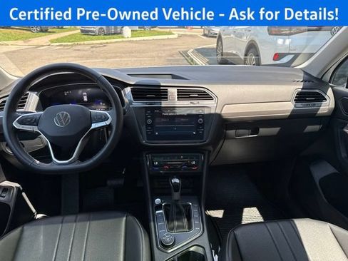 Certified 2024 Volkswagen Tiguan SE AWD/4WD image 5