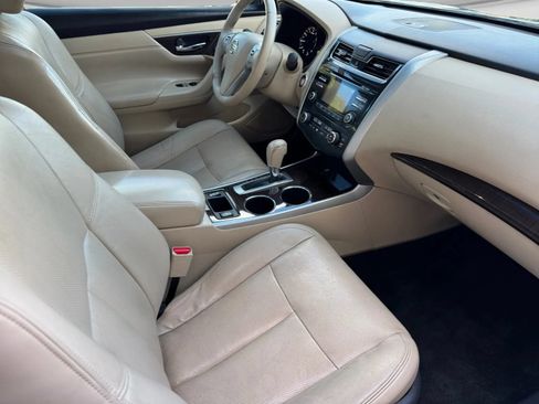 Used 2015 Nissan Altima 2.5 SL w/ Moonroof Package FWD image 24