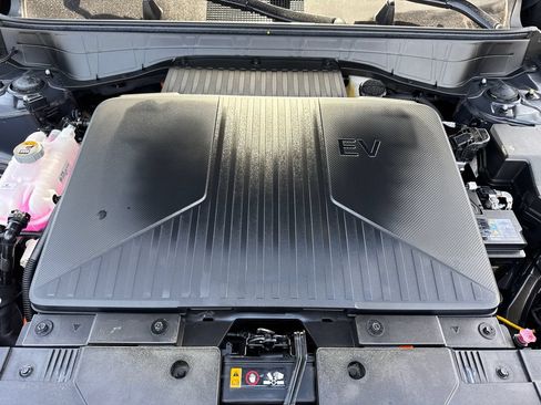 Used 2024 Hyundai Kona SEL FWD image 9
