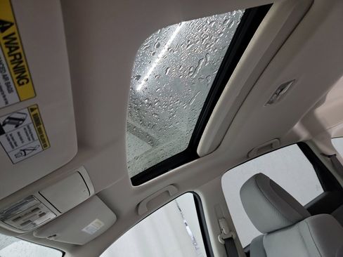 Used 2016 Honda CR-V EX image 24