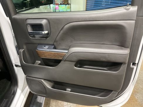 Used 2017 GMC Sierra 1500 Denali w/ Denali Ultimate Package image 21