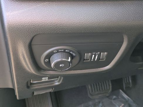 New 2025 Jeep Grand Cherokee Limited image 15