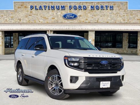 New 2026 Ford Expedition Active RWD image 1