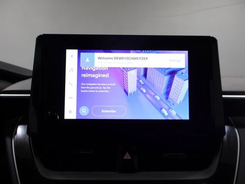 Used 2024 Toyota Corolla SE w/ Convenience Package image 11