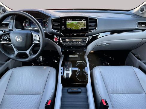 Used 2020 Honda Pilot Elite image 16