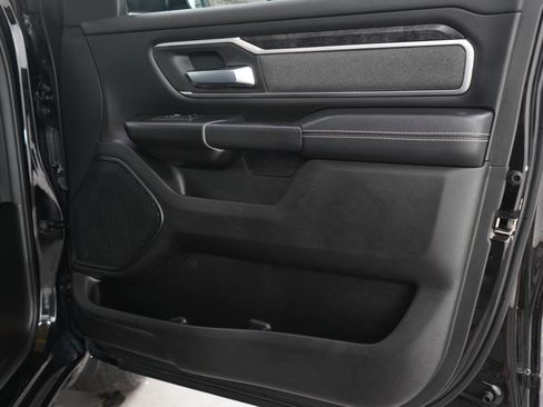 Used 2022 RAM 1500 Big Horn AWD/4WD image 9