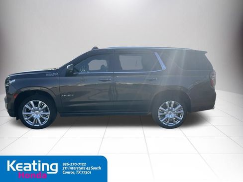 Used 2021 Chevrolet Tahoe High Country w/ Premium Package RWD image 11