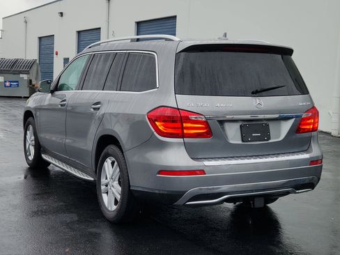 Used 2016 Mercedes-Benz GL 320 BlueTEC 4MATIC w/ Premium I Package image 3