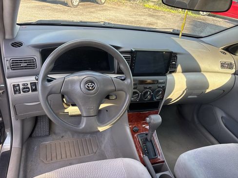 Used 2005 Toyota Corolla LE FWD image 13