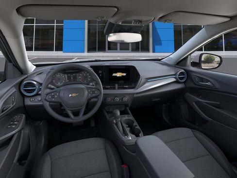 New 2026 Chevrolet Trax LS w/ LS Convenience Package FWD image 15