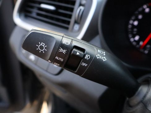 Used 2019 Kia Sorento EX FWD image 29