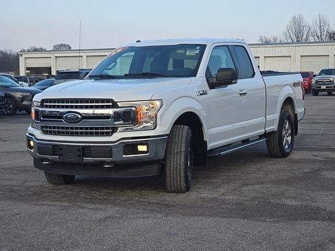 Used 2018 Ford F150 XLT w/ Equipment Group 302A Luxury image 3