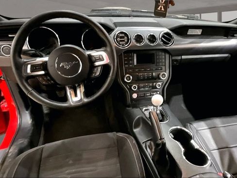 Used 2017 Ford Mustang GT w/ GT Performance Package RWD image 15