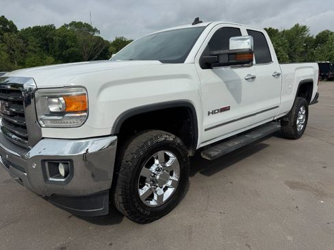Used 2015 GMC Sierra 2500 SLT AWD/4WD image 9