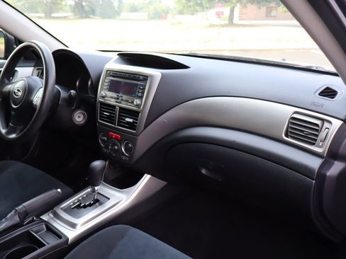 Used 2010 Subaru Impreza 2.5i AWD/4WD image 17