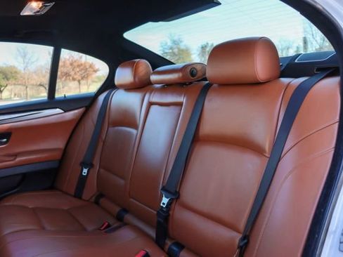Used 2014 BMW 535i Sedan image 17
