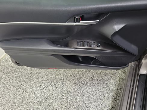 Certified 2024 Toyota Camry SE FWD image 16