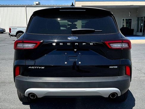 Used 2024 Ford Escape Active AWD/4WD image 5