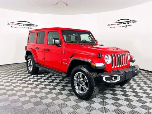 Used 2021 Jeep Wrangler Unlimited Sahara w/ Uconnect 4C Nav & Sound Group AWD/4WD image 1