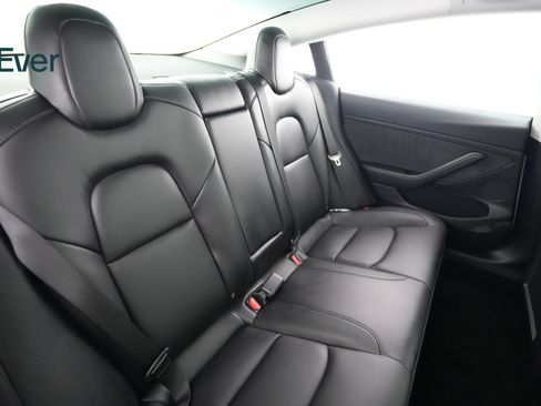 Used 2023 Tesla Model 3 Standard Range RWD image 5