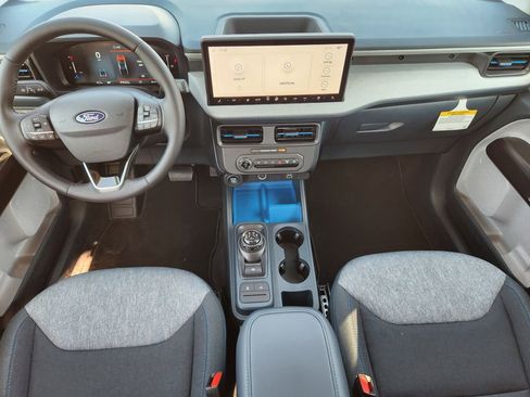 New 2025 Ford Maverick XLT w/ XLT Luxury Package image 17