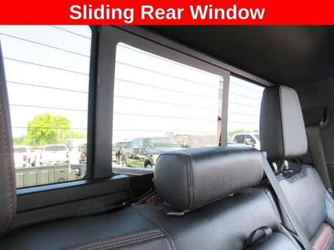 Used 2021 GMC Sierra 2500 AT4 w/ AT4 Premium Plus Package AWD/4WD image 31