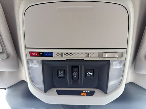 Certified 2023 Subaru Forester Limited AWD/4WD image 52