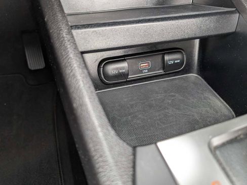 Certified 2023 Kia Forte LXS FWD image 28