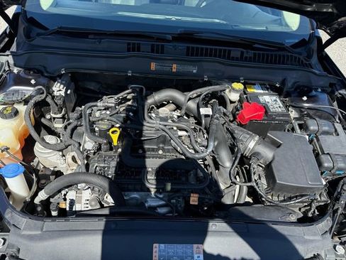 Used 2019 Ford Fusion SE w/ Equipment Group 151A image 22