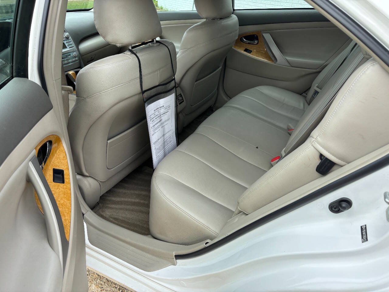 Used 2007 Toyota Camry XLE FWD image 4