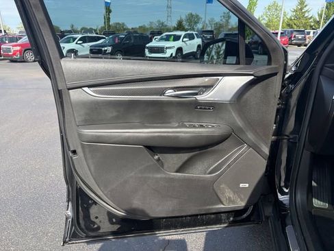 Used 2022 Cadillac XT6 Sport AWD/4WD image 19
