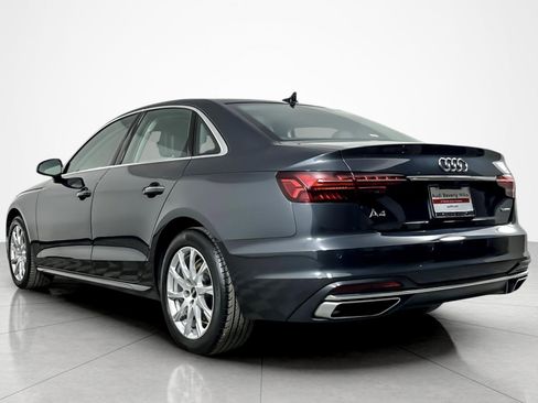 Used 2023 Audi A4 2.0T Premium w/ Convenience Package image 3