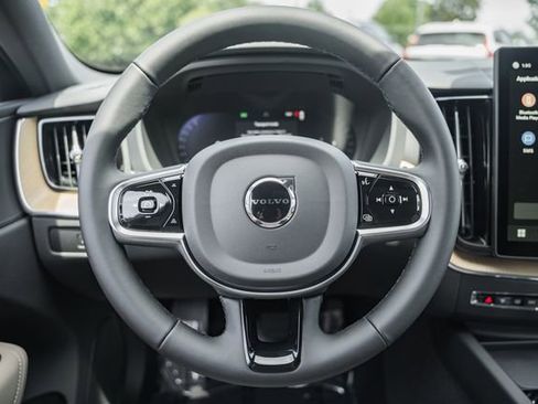 New 2026 Volvo XC60 B5 Plus w/ Protection Package Premier AWD/4WD image 29