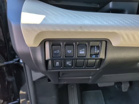 Used 2020 Subaru Ascent Premium w/ Convenience Package AWD/4WD image 28