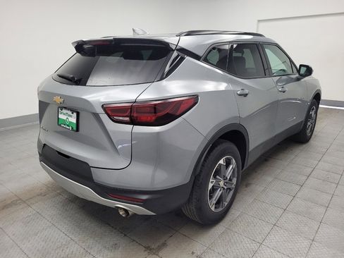 Used 2024 Chevrolet Blazer LT w/ Convenience Package FWD image 9