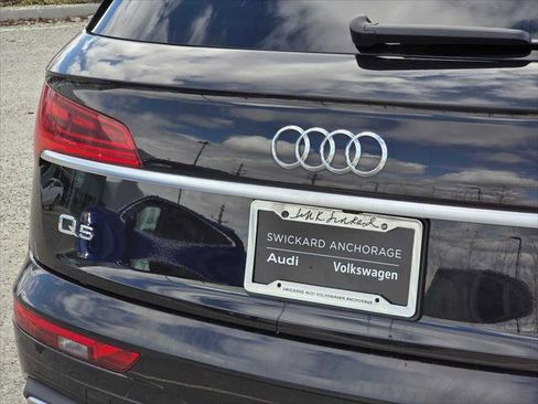 Used 2021 Audi Q5 2.0T Premium Plus w/ Premium Plus Package AWD/4WD image 13