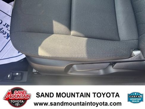 Used 2025 Toyota Corolla LE FWD image 15