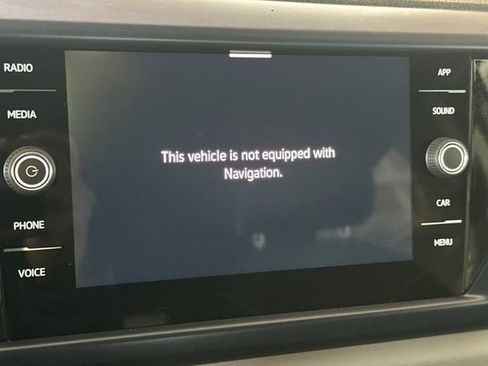 Certified 2023 Volkswagen Taos SE w/ Black Wheel Package image 24