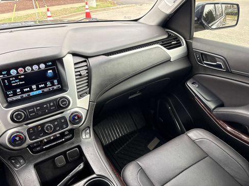 Used 2019 GMC Yukon XL SLT w/ Premium Edition image 29