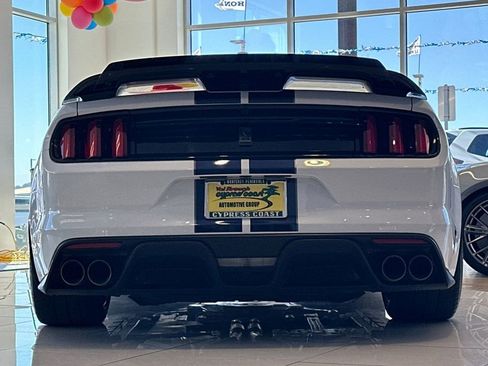 Used 2019 Ford Mustang Shelby GT350 w/ Technology Package image 3
