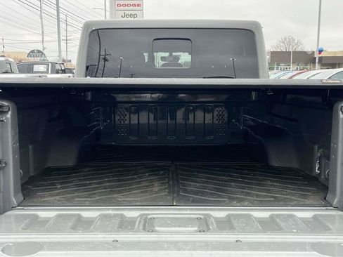 Used 2022 Jeep Gladiator Overland w/ Popular Equipment Package image 20