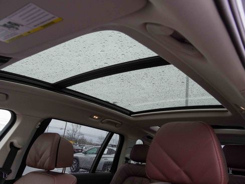 Used 2025 BMW X7 xDrive40i image 14