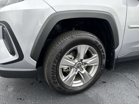 Used 2024 Toyota RAV4 XLE AWD/4WD image 8