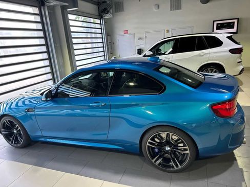 Used 2018 BMW M2 RWD image 2