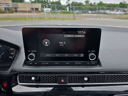 Used 2025 Honda Civic Sport image 22