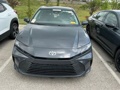 Used 2025 Toyota Camry LE FWD image 2