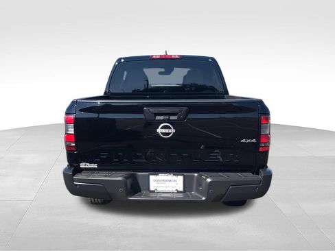 Used 2025 Nissan Frontier S AWD/4WD image 7