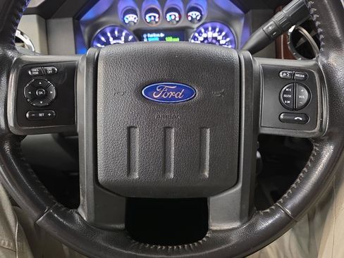 Used 2015 Ford F350 Lariat w/ Chrome Package image 53